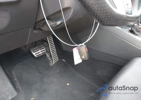 2013 Volkswagen Jetta Gli Autobahn W/Nav z USA, uszkodzony, nr VIN 3VW4S7AJ2DM286526